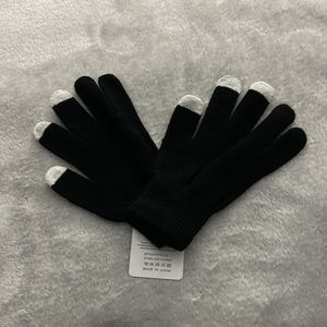Touch Gloves. Use your Device Without Removing Your Gloves. NWT